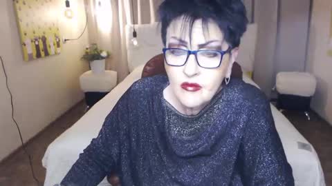 Snapshot of sondrariddle chatting on 05.05.26 sondrariddle online show from 05.05.26