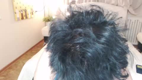 Snapshot of sondrariddle chatting on 05.20.26 sondrariddle online show from 05.20.26