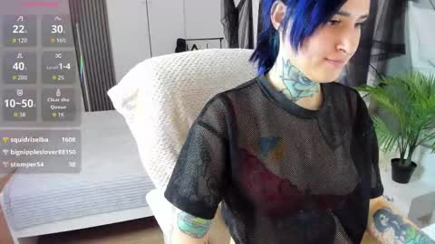 Snapshot of sonia_blond chatting on 01.05.26 Sonia online show from 01.05.26