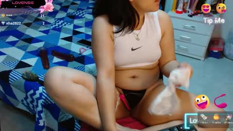 Snapshot of sonialatin69 chatting on 02.12.25 sonialatin69 online show from 02.12.25