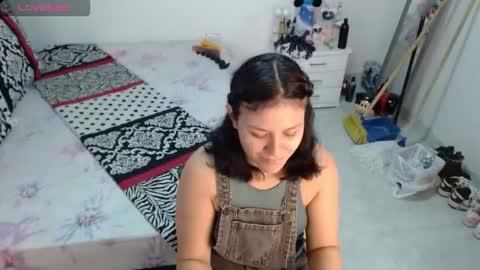 Snapshot of sonialatin69 chatting on 02.13.26 sonialatin69 online show from 02.13.26