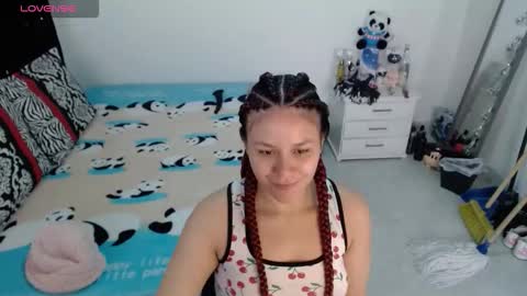 Snapshot of sonialatin69 chatting on 02.17.26 sonialatin69 online show from 02.17.26