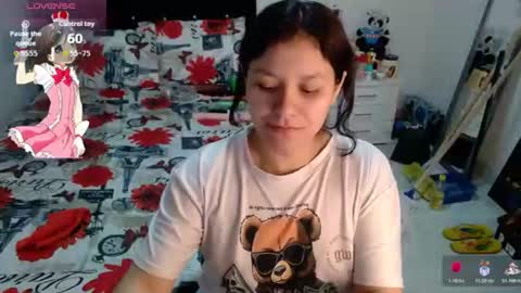 Snapshot of sonialatin69 chatting on 06.25.26 sonialatin69 online show from 06.25.26