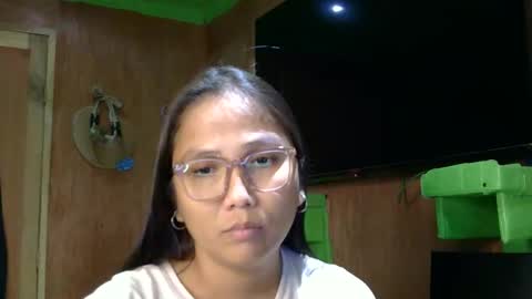 soniarey534 online show from 05.19.26