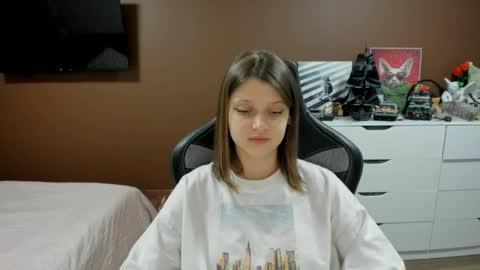 Snapshot of soninex chatting on 04.24.26 SoniNex online show from 04.24.26