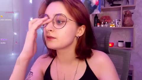 Snapshot of sonya_mikki chatting on 02.24.25 Sonya online show from 02.24.25