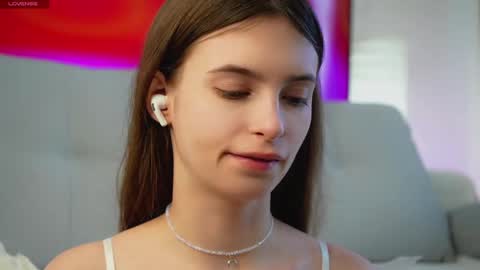 Eva 3 online show from 02.25.25