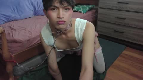 Snapshot of soophiebby chatting on 04.25.26 soophiebby online show from 04.25.26