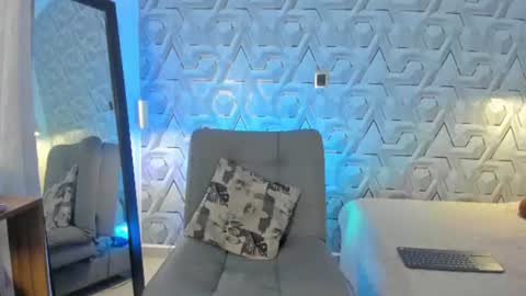 sophie online show from 07.01.26