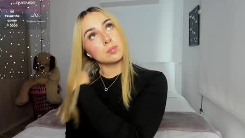 Sofi online show from 03.10.25