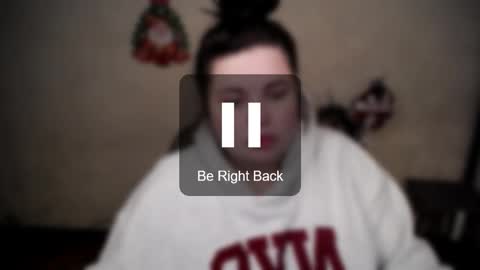 sophia__olsen online show from 12.21.25