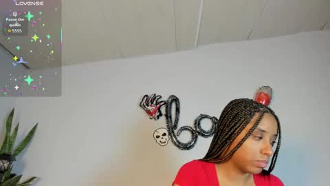 Snapshot of sophia_ebony___ chatting on 10.29.25 sophia_ebony___ online show from 10.29.25