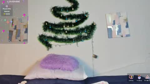 Snapshot of sophia_ebony___ chatting on 11.27.25 sophia_ebony___ online show from 11.27.25