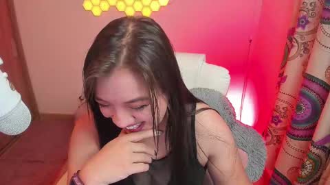 Snapshot of sophia_grants chatting on 02.09.25 sophia_grants online show from 02.09.25