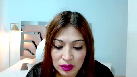 Sophia  online show from 01.22.25