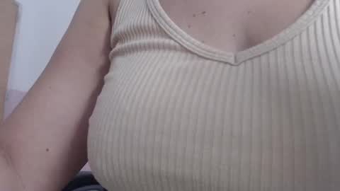 Sophia  online show from 11.01.25