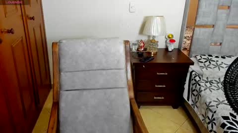 sophia CM online show from 10.04.25