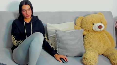 Snapshot of sophia_harry chatting on 07.13.26 sophia CM online show from 07.13.26