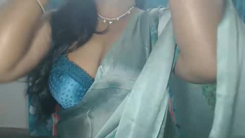 Snapshot of sophia_indian chatting on 05.29.26 Sophia Tamil online show from 05.29.26