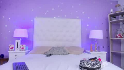 Snapshot of sophia_models chatting on 03.04.25 Sophia online show from 03.04.25