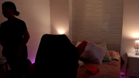  S O P H I A  online show from 03.31.26