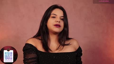 Snapshot of sophia_wilsonn_ chatting on 05.25.26 Sofi online show from 05.25.26