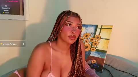 Snapshot of sophiabloss chatting on 07.09.26 Sophie online show from 07.09.26