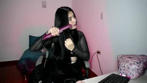 Snapshot of sophiadazza666 chatting on 10.21.25 sophia online show from 10.21.25