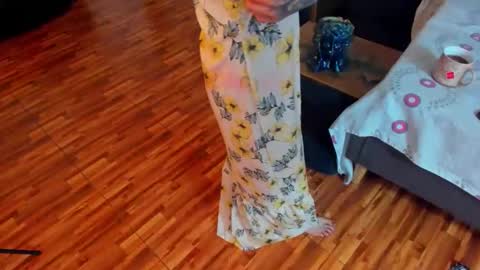 sophiamiller6 online show from 04.14.26