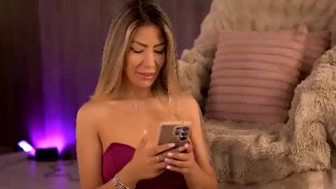 Snapshot of sophiapotts chatting on 06.16.26 Sophie online show from 06.16.26