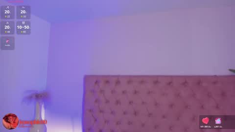 Snapshot of sophiarossee chatting on 11.20.25 Sofi online show from 11.20.25