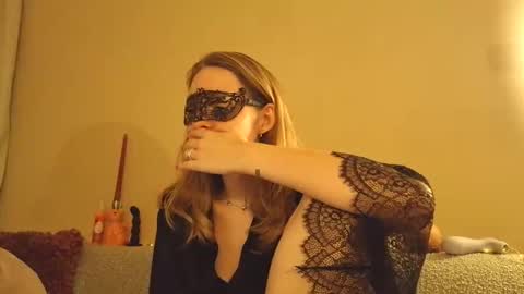 Sophie And Joost Luckydips Cam online show from 03.03.26