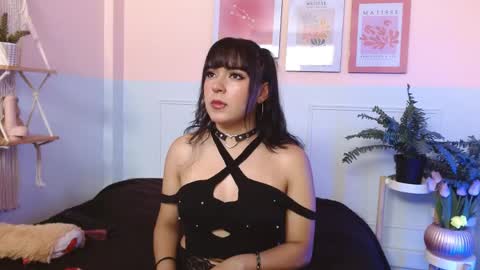 Snapshot of sophie_benet_ chatting on 05.13.26 Sophie online show from 05.13.26