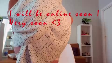 Sophie online show from 04.05.26