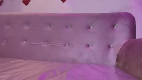 Sophie  online show from 02.25.26