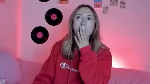 Sophie online show from 10.19.25