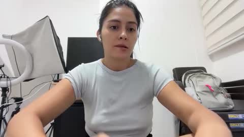 Sophie online show from 05.25.26