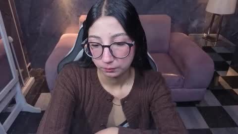 sophie_jones_b online show from 03.12.26