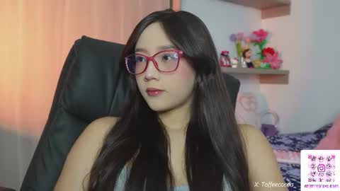 Snapshot of sophie_lii chatting on 06.10.26 Sophie or Sof online show from 06.10.26