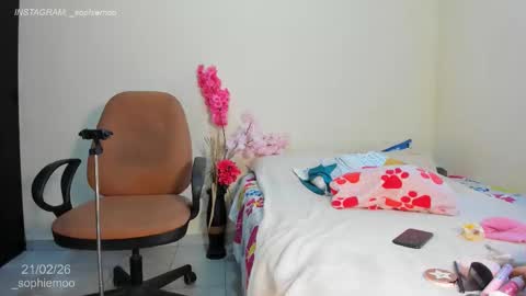Snapshot of sophie_moo chatting on 02.21.26 Sophie online show from 02.21.26