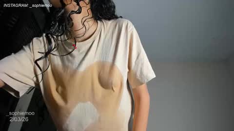 Snapshot of sophie_moo chatting on 03.02.26 Sophie online show from 03.02.26