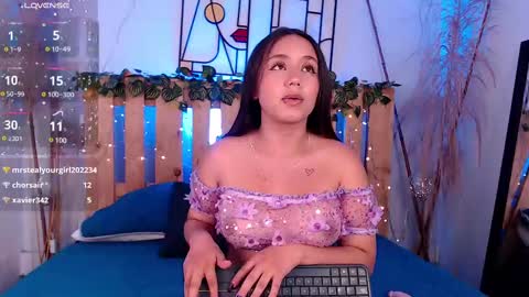 sophie_moon24 online show from 12.12.24