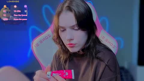 sophie_nomenal_ online show from 05.22.26