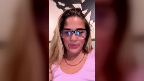 Sophieluvsthesun online show from 06.18.26