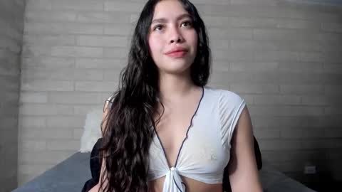 sophiebellucci online show from 10.12.25