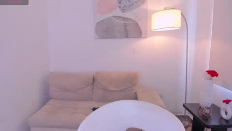 Snapshot of sophiebrownx_ chatting on 09.29.25 Sophie online show from 09.29.25