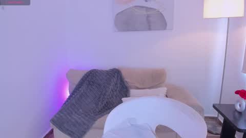 Snapshot of sophiebrownx_ chatting on 11.22.25 Sophie online show from 11.22.25