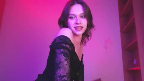 sophiediamond_x online show from 11.24.25