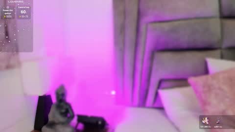 Sophie  online show from 09.29.25