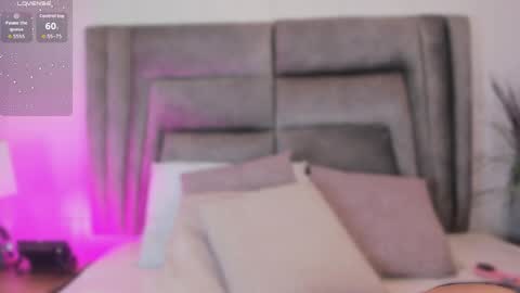 Sophie  online show from 04.12.26